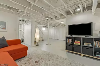 42 Carolin Rd, Montclair, NJ 07043 - Photo 23