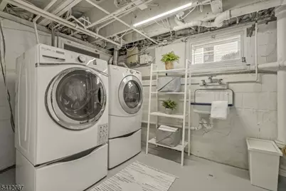 42 Carolin Rd, Montclair, NJ 07043 - Photo 25