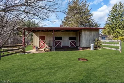 206 Cokesbury Rd, Tewksbury Township, NJ 08833 - Photo 3