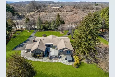 206 Cokesbury Rd, Tewksbury Township, NJ 08833 - Photo 31