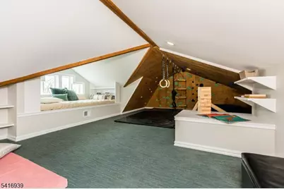 119 Stonebridge Rd, Montclair, NJ 07042 - Photo 27