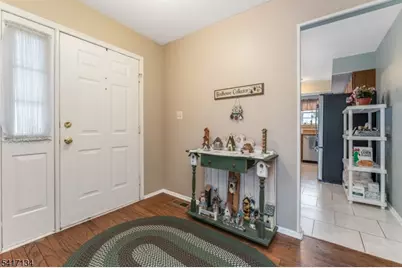 5 Choctaw Ridge Road, Branchburg Township, NJ 08876 - Photo 3