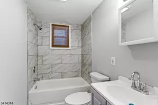 76 Halstead St, Newark, NJ 07106 - Photo 19