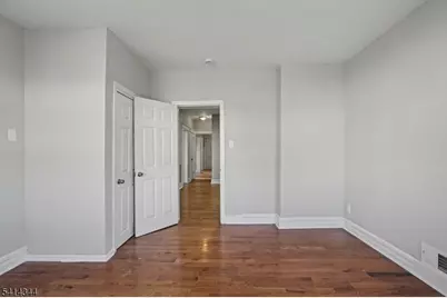 76 Halstead St, Newark, NJ 07106 - Photo 9