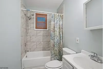 76 Halstead St, Newark, NJ 07106 - Photo 13