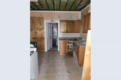 31 Highland Ave, Passaic, NJ 07055 - Photo 13