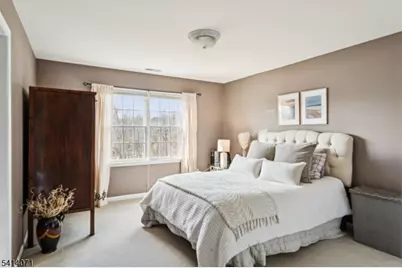 18 Laurel Ct, Branchburg Township, NJ 08876 - Photo 23