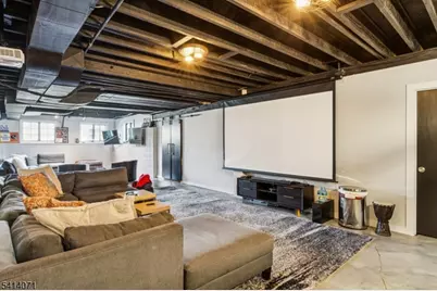 18 Laurel Ct, Branchburg Township, NJ 08876 - Photo 33