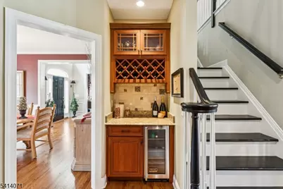 18 Laurel Ct, Branchburg Township, NJ 08876 - Photo 11