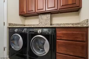 382 Morris Ave, Summit, NJ 07901 - Photo 11