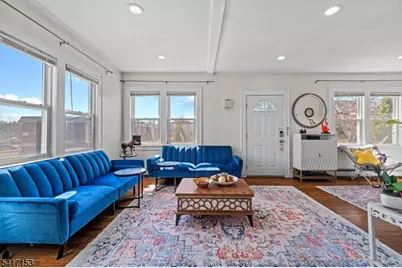 108 Jefferson Pl, Totowa, NJ 07512 - Photo 3