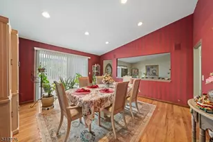 220 Horseshoe Rd, Berkeley Heights Township, NJ 07922 - Photo 13