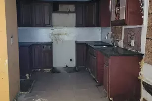 33 Riveredge Dr, Fairfield, NJ 07004 - Photo 11