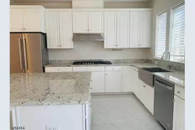 17 Braeburn Ct, Livingston, NJ 07039 - Photo 7