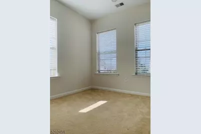 17 Braeburn Ct, Livingston, NJ 07039 - Photo 19