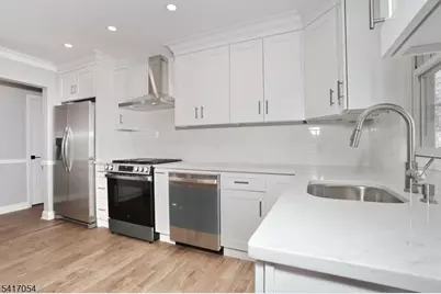 133 E Church St, Bergenfield, NJ 07621 - Photo 9