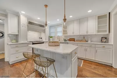 40 Cross St, Montclair, NJ 07042 - Photo 5