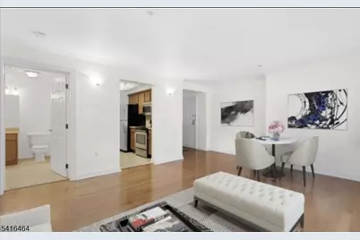 7 Prospect St #409, Morristown, NJ 07960 - Photo 3
