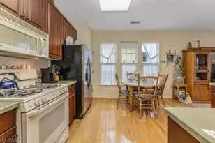 95 Kensington Cir, White Township, NJ 07823 - Photo 13