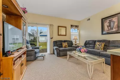 95 Kensington Cir, White Township, NJ 07823 - Photo 17