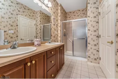 95 Kensington Cir, White Township, NJ 07823 - Photo 23