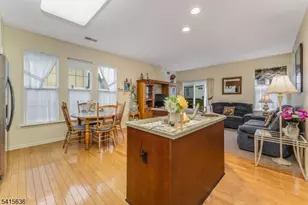 95 Kensington Cir, White Township, NJ 07823 - Photo 13