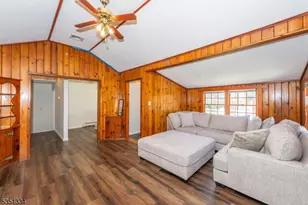 53 Laurel Dr, Wayne, NJ 07470 - Photo 7