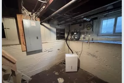 53 Laurel Dr, Wayne, NJ 07470 - Photo 23