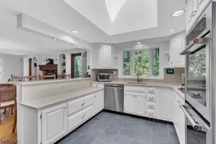 149 Lake End Rd, Rockaway Township, NJ 07435 - Photo 15
