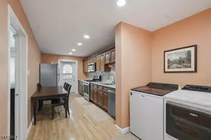 20 Concord St, Jersey City, NJ 07306 - Photo 25