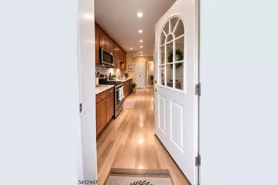 20 Concord St, Jersey City, NJ 07306 - Photo 29