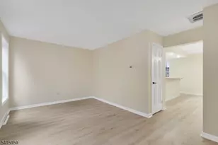 40 Prospect Pl, North Plainfield, NJ 07060 - Photo 3