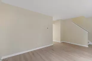 40 Prospect Pl, North Plainfield, NJ 07060 - Photo 7