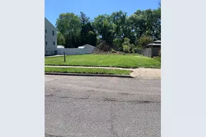 226 Whittier Ave, Dunellen, NJ 08812 - Photo 1