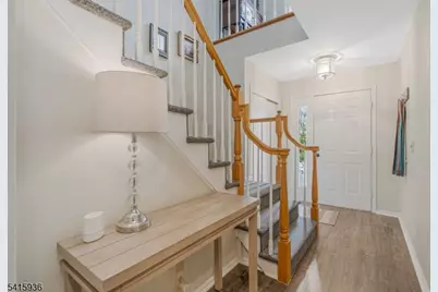 102 Clark Cir, Raritan Township, NJ 08822 - Photo 3