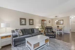 102 Clark Cir, Raritan Township, NJ 08822 - Photo 7