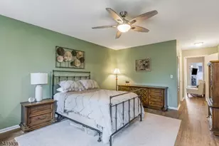 102 Clark Cir, Raritan Township, NJ 08822 - Photo 23