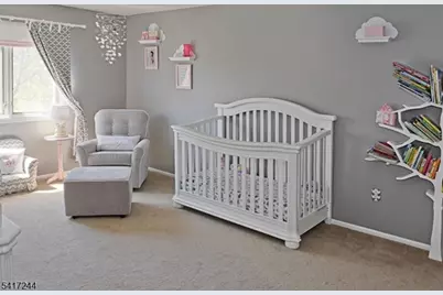 32 Averell Dr, Parsippany, NJ 07950 - Photo 15