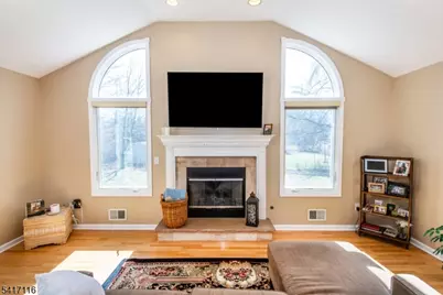 29 Long Acres Rd, Fairfield, NJ 07004 - Photo 9