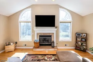 29 Long Acres Rd, Fairfield, NJ 07004 - Photo 9