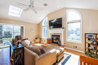 29 Long Acres Rd, Fairfield, NJ 07004 - Photo 7