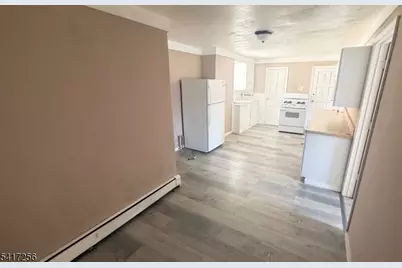 105 E 22nd St, Paterson, NJ 07514 - Photo 3