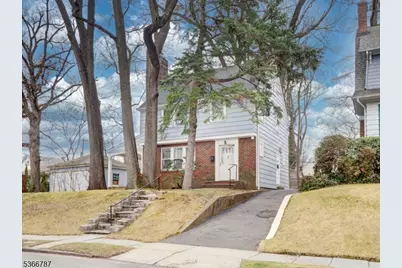 21 Edgewood Rd, East Orange, NJ 07017 - Photo 1