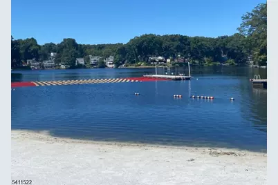 8 Glenwood Rd, Parsippany, NJ 07834 - Photo 47