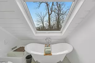 8 Glenwood Rd, Parsippany, NJ 07834 - Photo 25