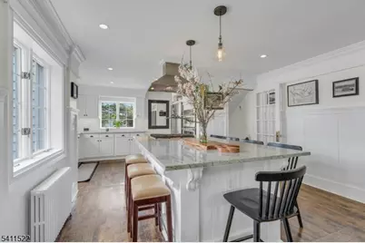 8 Glenwood Rd, Parsippany, NJ 07834 - Photo 11