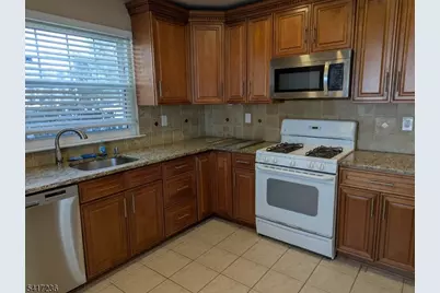 187 Crestview Rd, Bridgewater, NJ 08807 - Photo 5