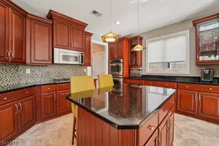 16 Baxter Ln, West Orange Township, NJ 07052 - Photo 11