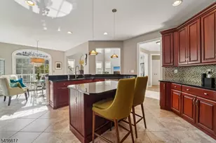 16 Baxter Ln, West Orange Township, NJ 07052 - Photo 9