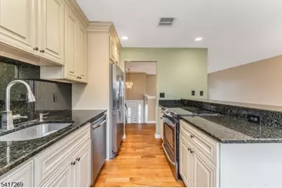 87 Lynnfield Ter, Lopatcong Township, NJ 08865 - Photo 13